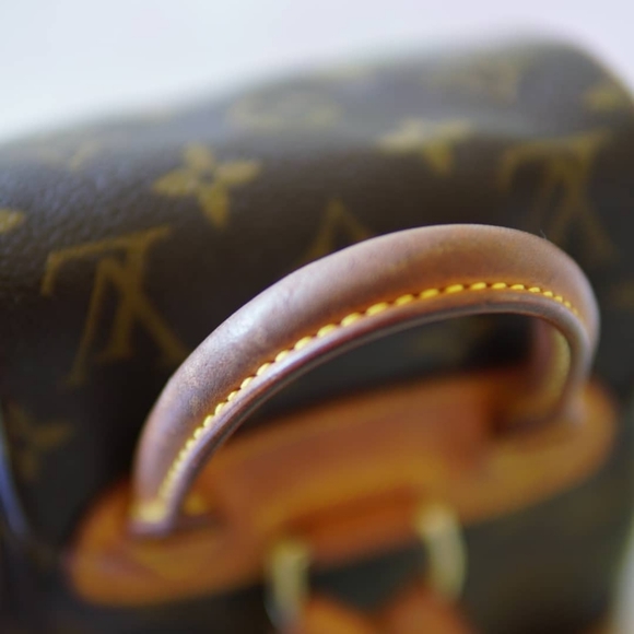 SOLD Louis Vuitton Monogram Mini Montsouris - Picture 4 of 12